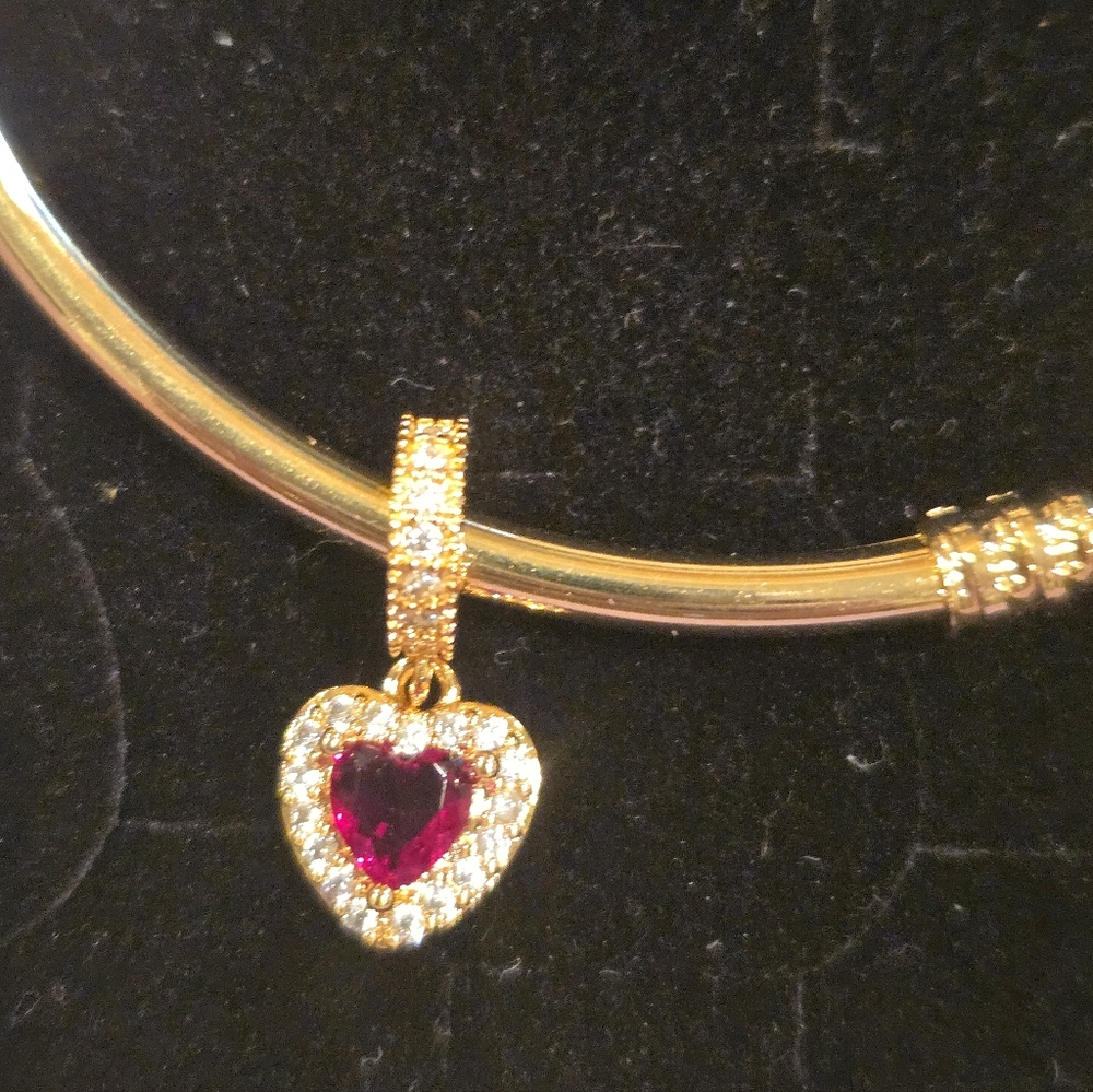 Gold Heart Pendant Bracelet with Red Gemstone